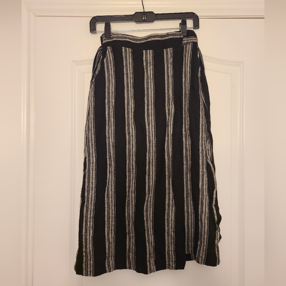 GAP Black and White Striped Skirt Womens Size Small